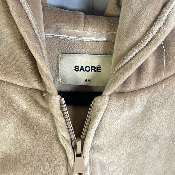 ✨ Camel-Colored Cropped Velvet Hooded Zip-Up Jacket - Size Small - Picture 2 of 3